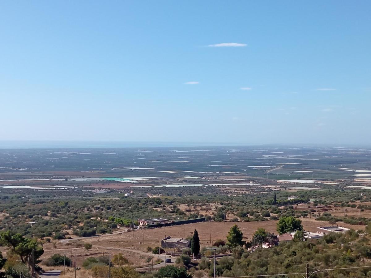 Dimora Storica Alla Rotonda Mottola Exterior foto
