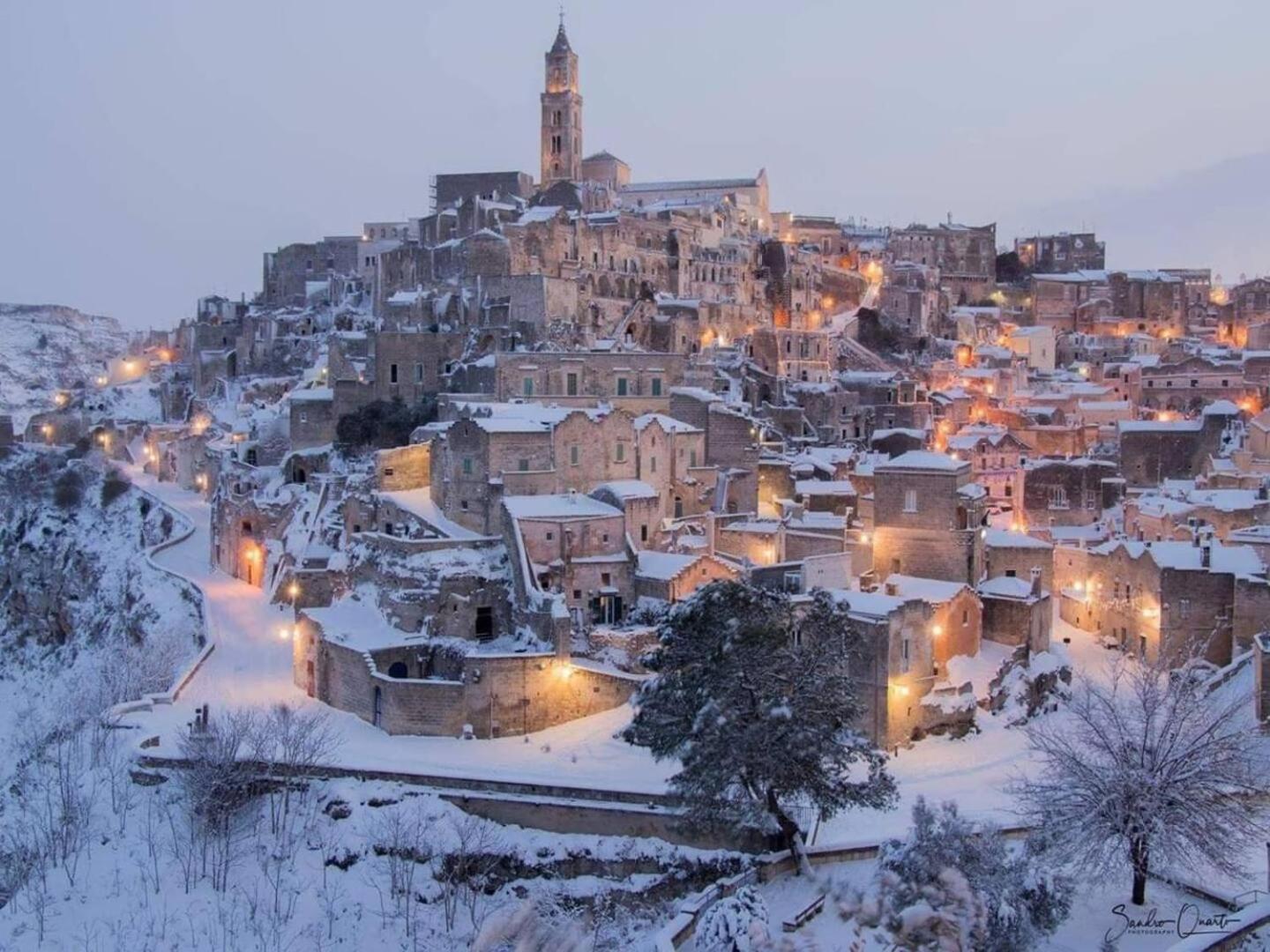 Dimora Storica Alla Rotonda Mottola Exterior foto