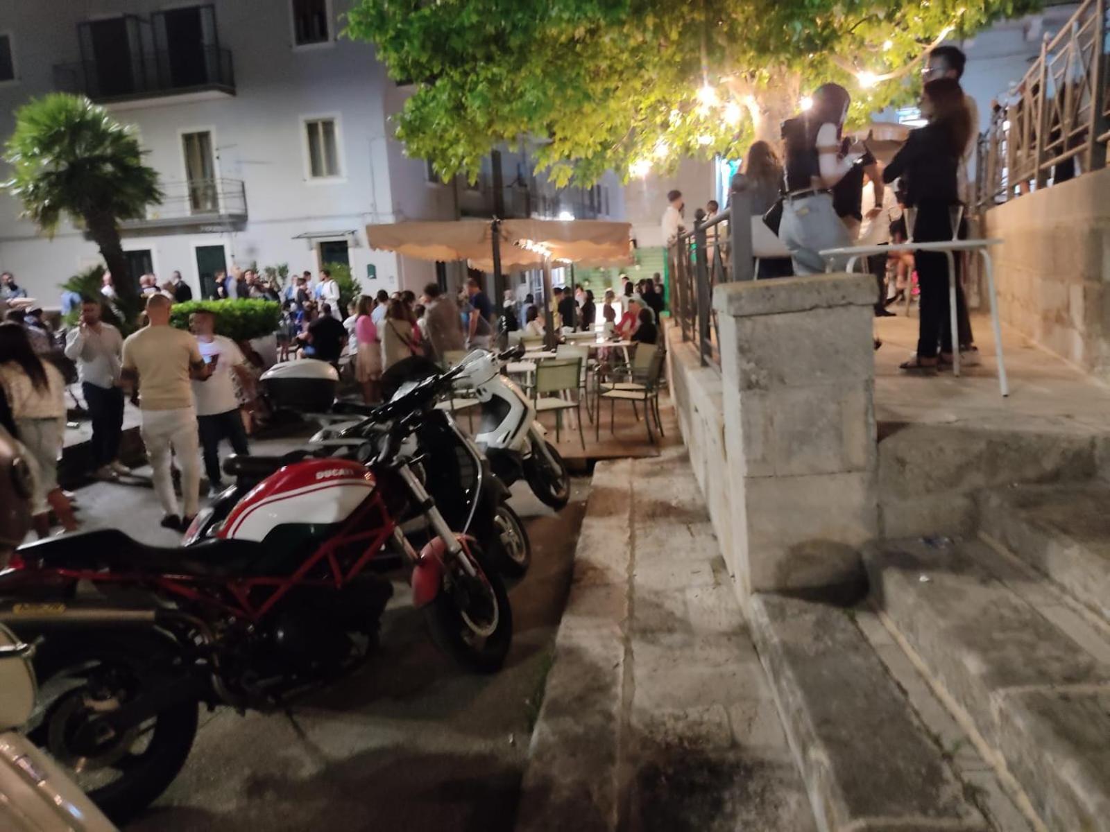 Dimora Storica Alla Rotonda Mottola Exterior foto